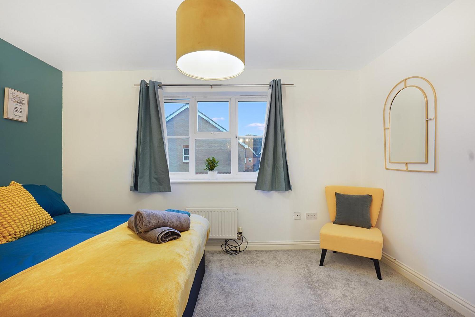 Comfortable Stylish Townhouse In Ashford Sleeps 5 Netflix 2 Parking Spaces Perfect For Contractors And Families Luaran gambar